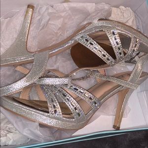 lilly silver dressy heels